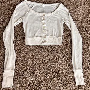 White Old Navy Long Sleeve Top